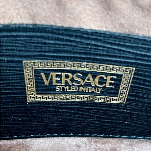 Versace VINTAGE Black Leather Wristlet Clutch lock & key - Picture 14 of 15